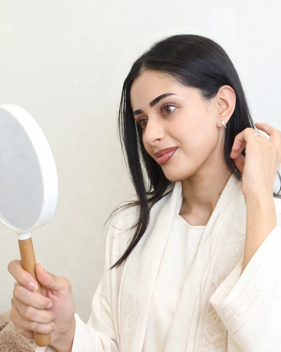 Lash and brow lamination in Dubai — groomed brows and lifted lashes at AZIZAM beauty salon