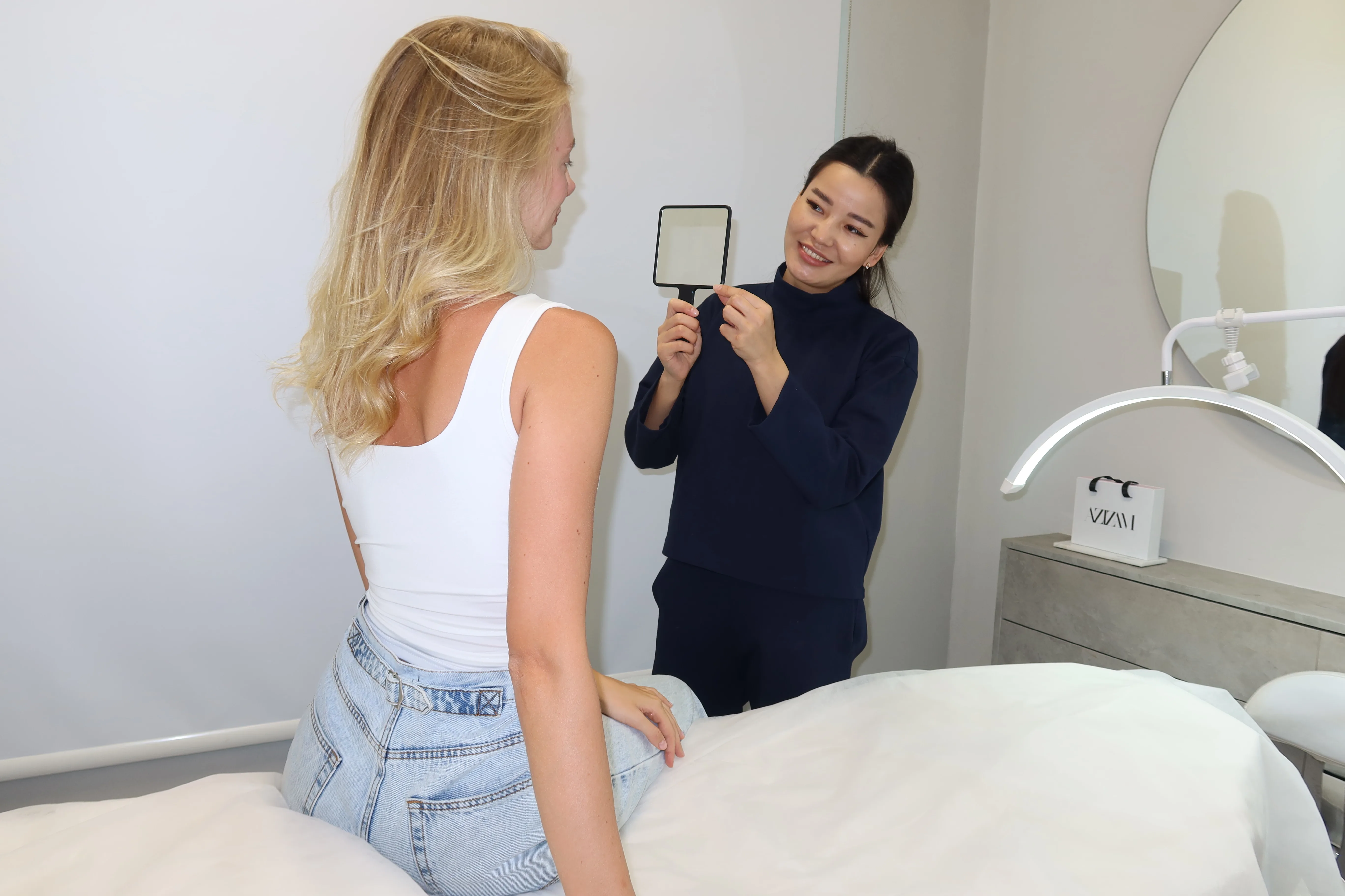 Lash lifting in Dubai — book your appointment at Azizam beauty salon